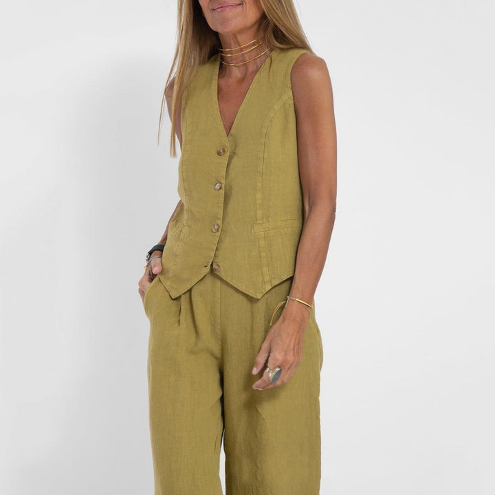 Two-piece linen set in various colors, sleeveless tank top, high-waisted wide-leg pants