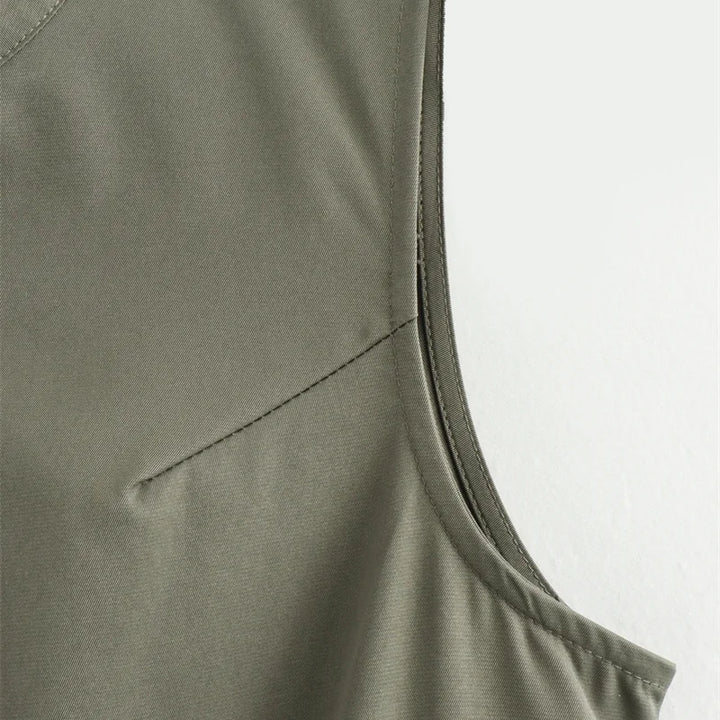 Long dress with zipper, pleated, sleeveless, fitted