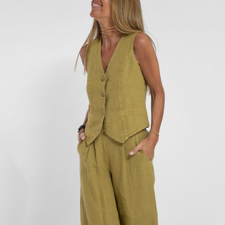 Two-piece linen set in various colors, sleeveless tank top, high-waisted wide-leg pants