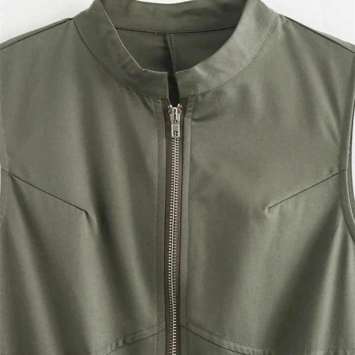 Long dress with zipper, pleated, sleeveless, fitted