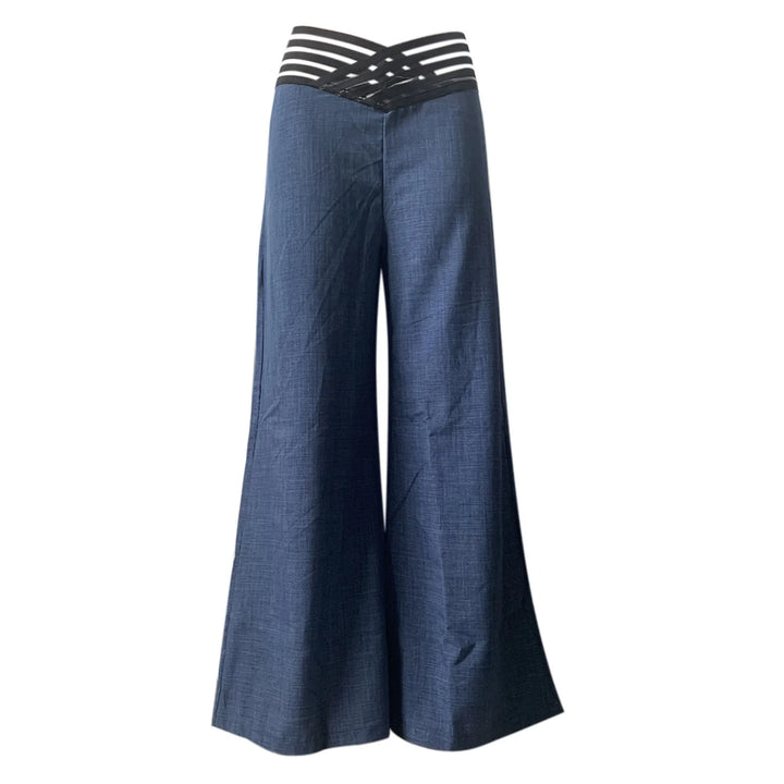 High-waisted bell-bottom pants crafted in casual knit