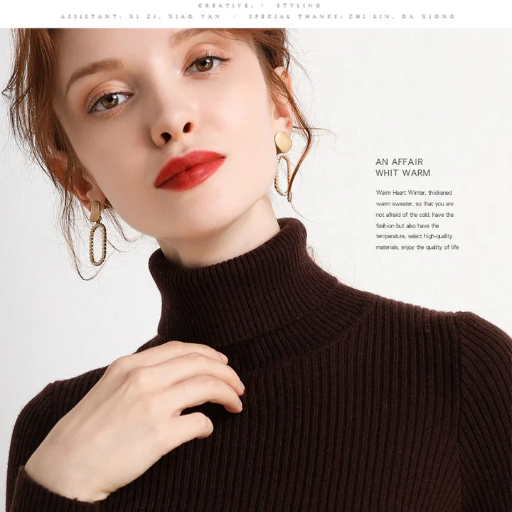 Soft knit turtleneck sweater, autumn and winter