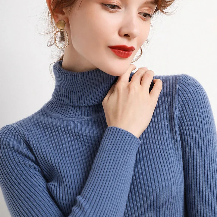 Soft knit turtleneck sweater, autumn and winter